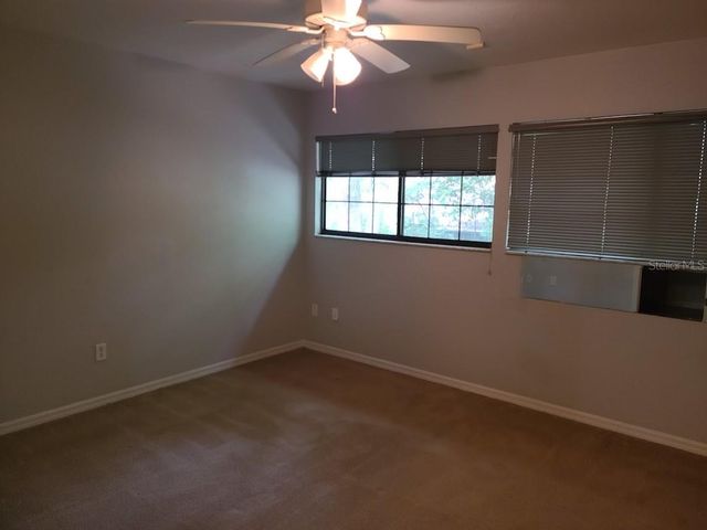 843 SW 56TH TERRACE, Gainesville, FL 32607