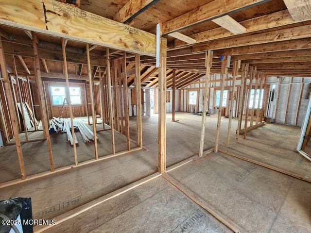 389 Kingfisher Road, Tuckerton, NJ 08087