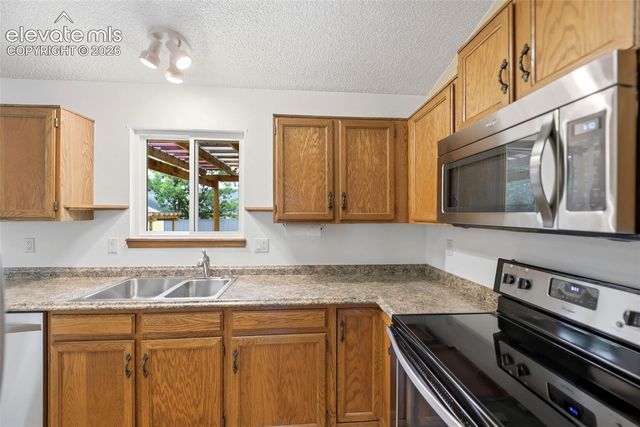 637 Trailcrest Court, Colorado Springs, CO 80906
