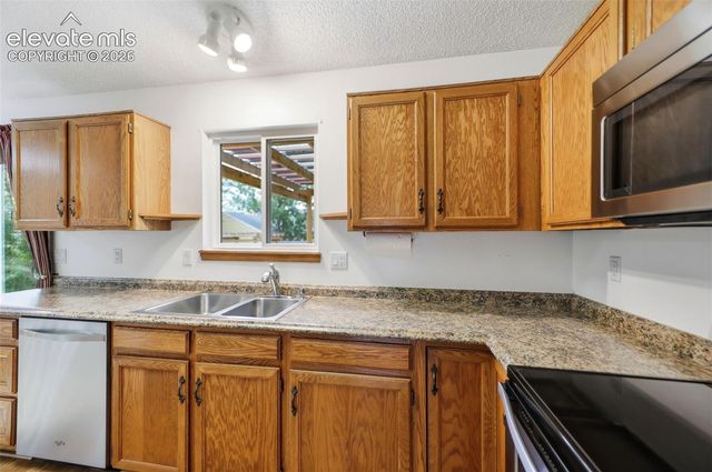637 Trailcrest Court, Colorado Springs, CO 80906