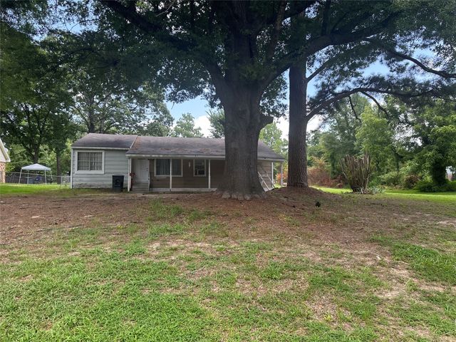 7341 Broadacres Road, Shreveport, LA 71129