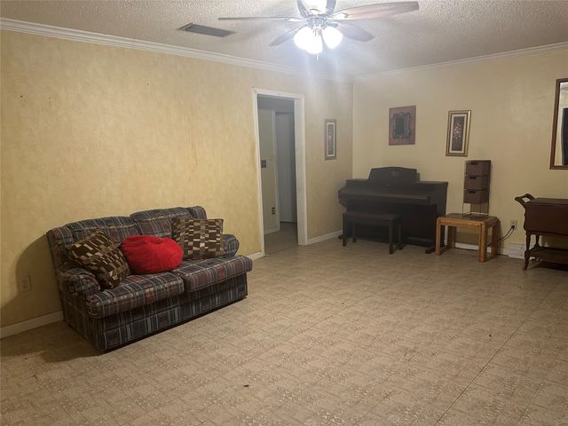 7341 Broadacres Road, Shreveport, LA 71129