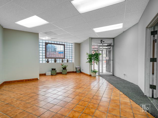 1870 S Blue Island Avenue, Chicago, IL 60608