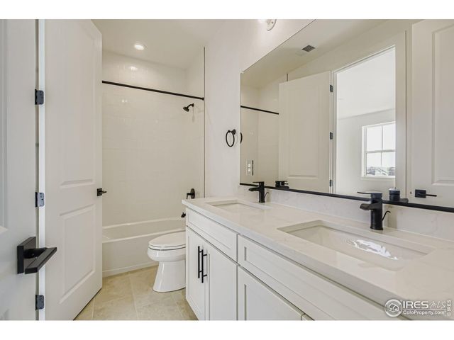 4111 Nina Ct, Timnath, CO 80547