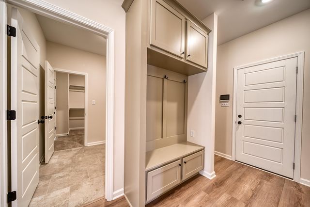 186 MERINO DR, Atoka, TN 38004