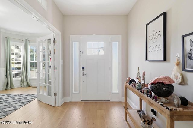 2011 Carabiner Way, Louisville, KY 40245