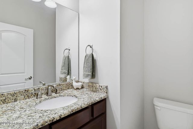 2011 Carabiner Way, Louisville, KY 40245