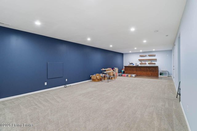 2011 Carabiner Way, Louisville, KY 40245
