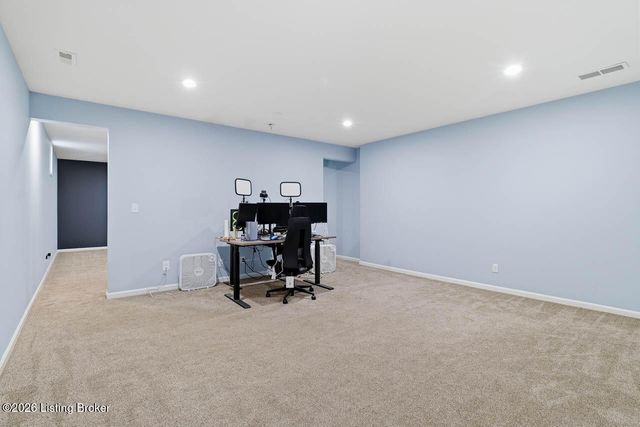 2011 Carabiner Way, Louisville, KY 40245