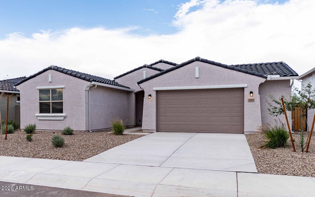 18763 N AVELINO Drive, Maricopa, AZ 85138 — photo 2