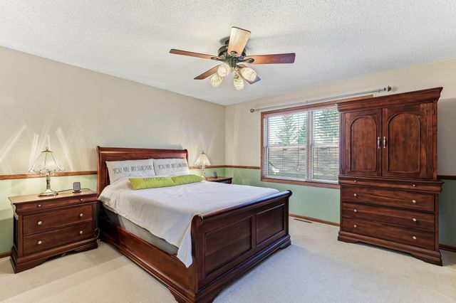 984 Ferndale Street S, Maplewood, MN 55119