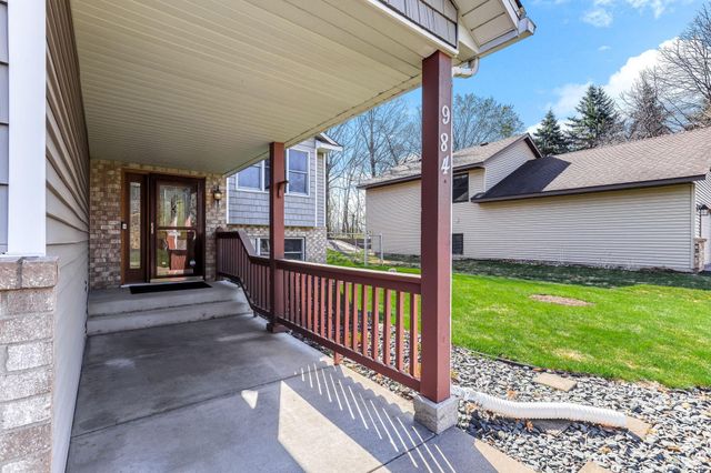 984 Ferndale Street S, Maplewood, MN 55119