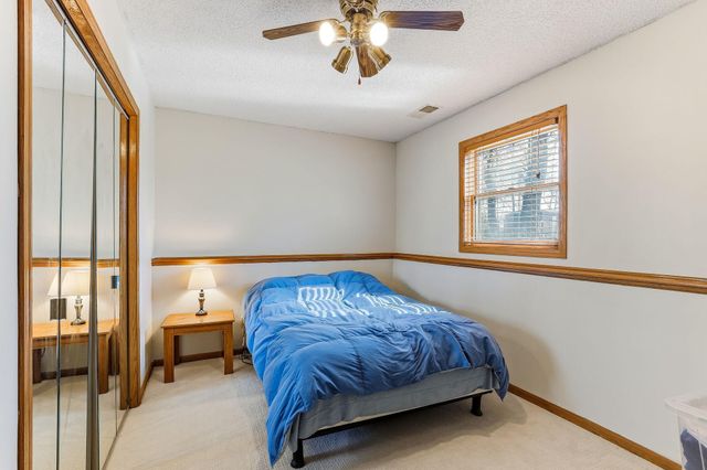 984 Ferndale Street S, Maplewood, MN 55119