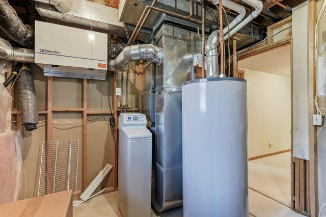 984 Ferndale Street S, Maplewood, MN 55119