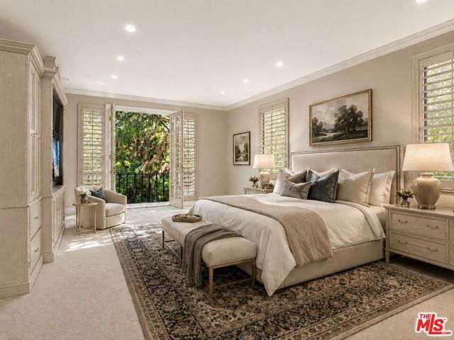 12386 Ridge Circle, Los Angeles, CA 90049