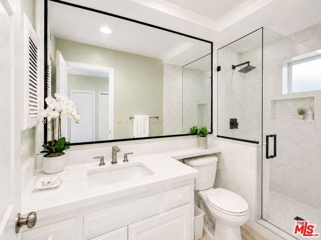 12386 Ridge Circle, Los Angeles, CA 90049