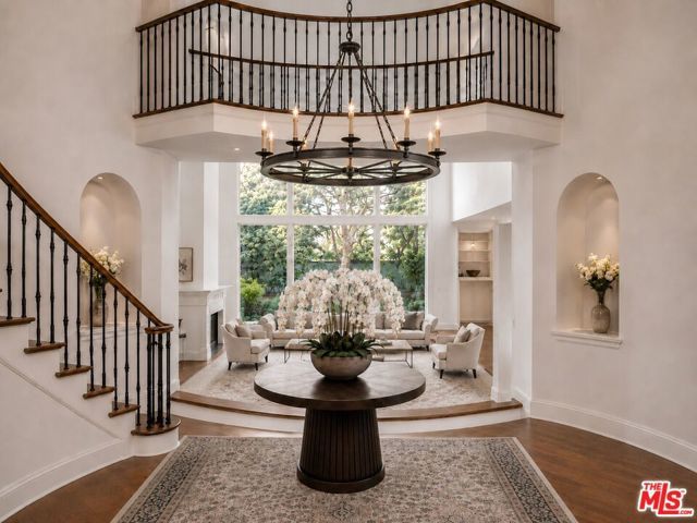 12386 Ridge Circle, Los Angeles, CA 90049