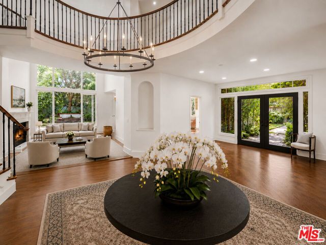 12386 Ridge Circle, Los Angeles, CA 90049