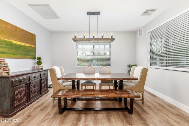 2727 E TURNEY Avenue, Phoenix, AZ 85016