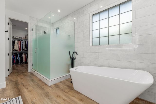 2727 E TURNEY Avenue, Phoenix, AZ 85016