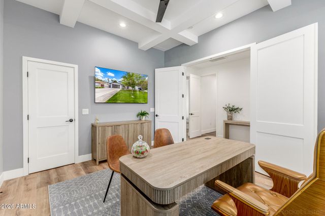 2727 E TURNEY Avenue, Phoenix, AZ 85016