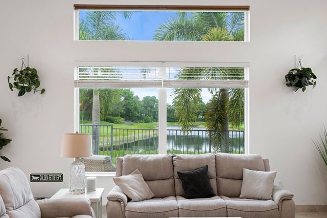 11241 Brandywine Lake Way, Boynton Beach, FL 33473