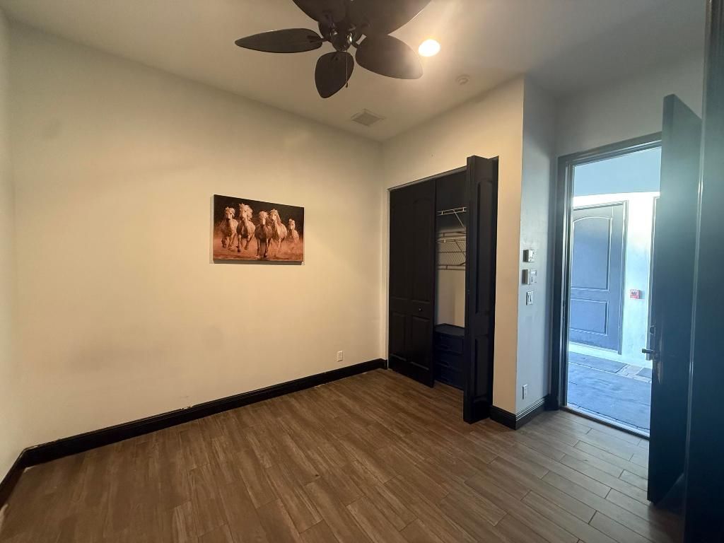 Image 4 of property listing at 1634 Trotter Court, Wellington, FL 33414