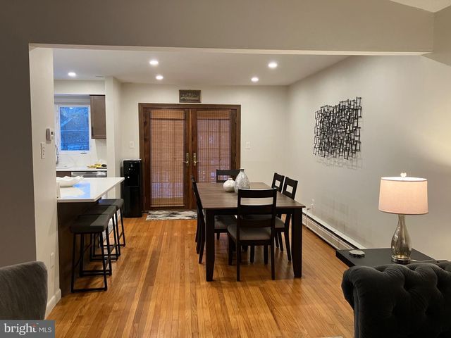 84 UPLAND DR, Southampton, PA 18966