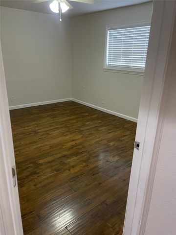 4950 Live Oak Street 204, Dallas, TX 75206