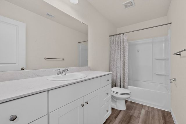 2208 Frio River Road, Glenn Heights, TX 75154