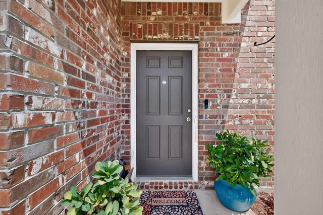 2208 Frio River Road, Glenn Heights, TX 75154