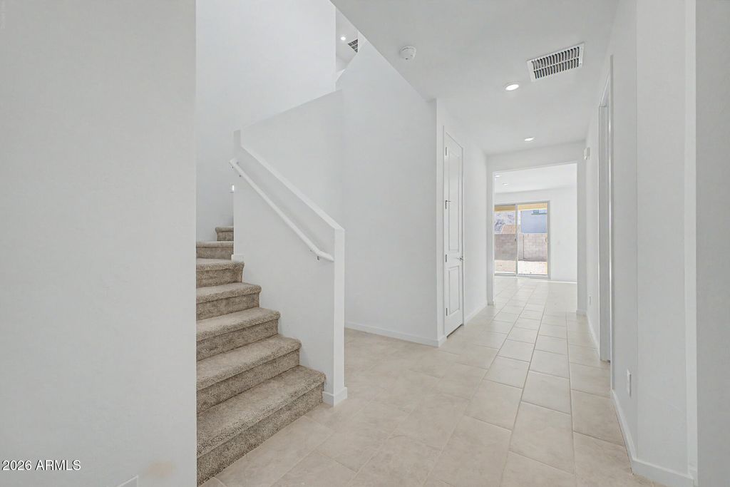22609 W IRMA Lane, Surprise, AZ 85387 — photo 5