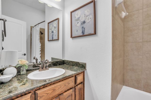 2817 Spring Hollow Court, Highland Village, TX 75077