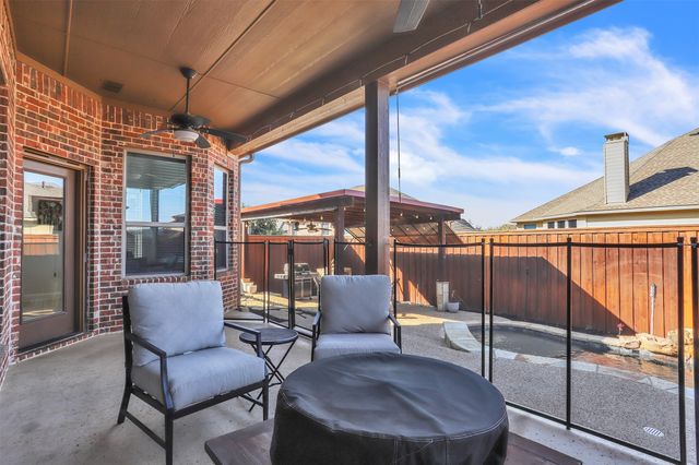 2817 Spring Hollow Court, Highland Village, TX 75077