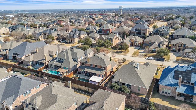 2817 Spring Hollow Court, Highland Village, TX 75077