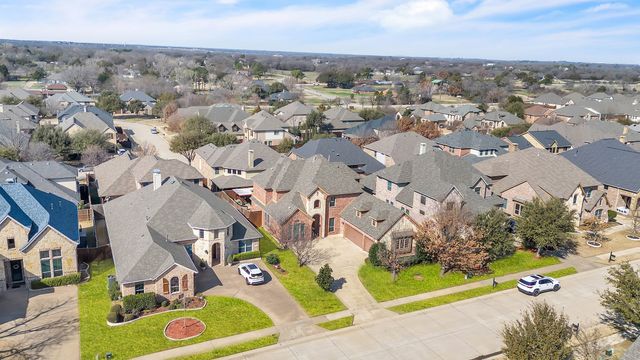 2817 Spring Hollow Court, Highland Village, TX 75077