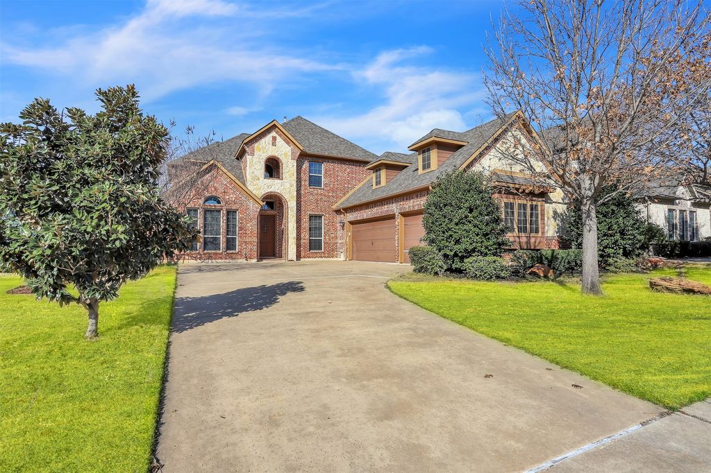 2817 Spring Hollow Court, Highland Village, TX 75077