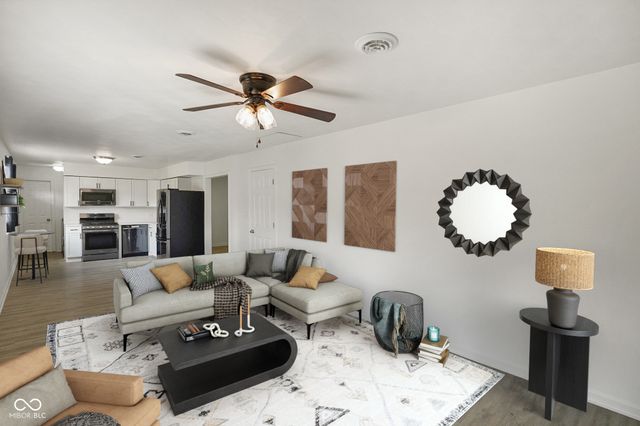 9458 Dawn Drive, Brownsburg, IN 46112