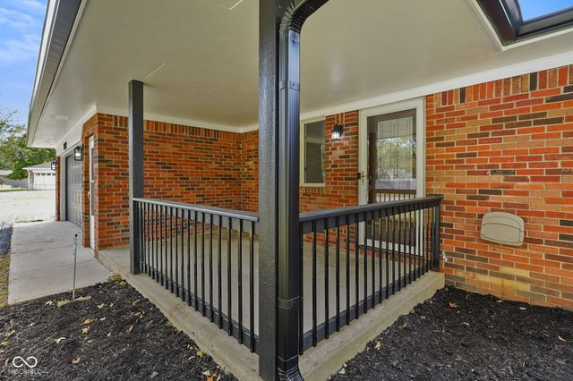 9458 Dawn Drive, Brownsburg, IN 46112