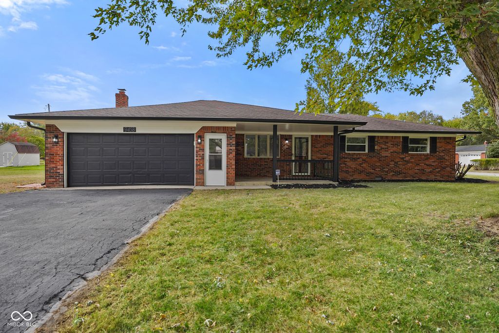 9458 Dawn Drive, Brownsburg, IN 46112