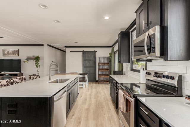 28203 N 255TH Avenue, Wittmann, AZ 85361