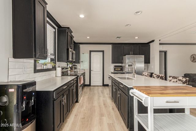 28203 N 255TH Avenue, Wittmann, AZ 85361