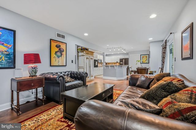 700 SPRINGCREEK CT, Newark, DE 19702