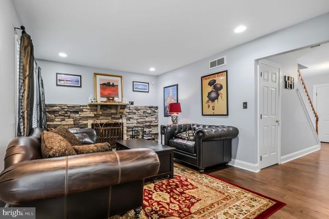 700 SPRINGCREEK CT, Newark, DE 19702