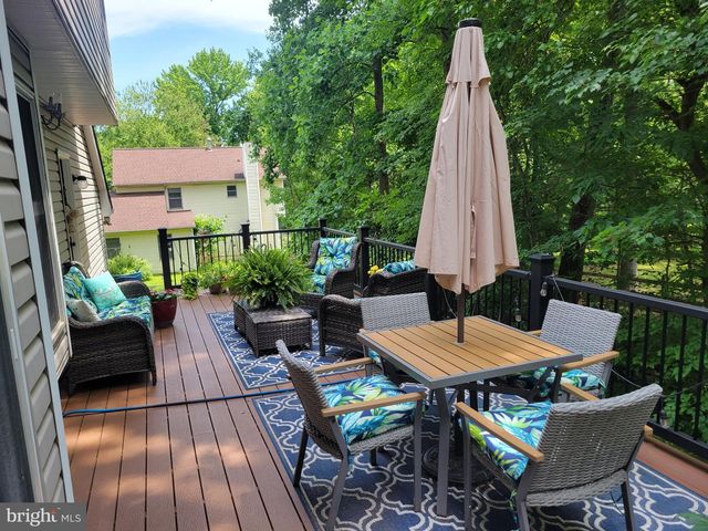 700 SPRINGCREEK CT, Newark, DE 19702