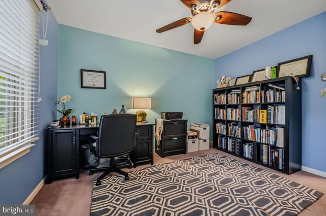 700 SPRINGCREEK CT, Newark, DE 19702