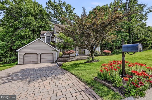 700 SPRINGCREEK CT, Newark, DE 19702