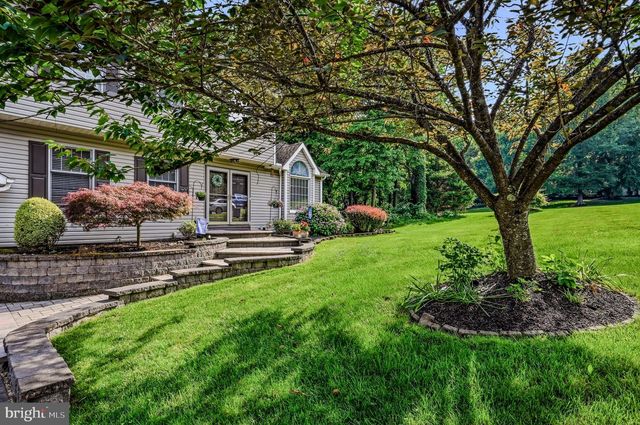 700 SPRINGCREEK CT, Newark, DE 19702