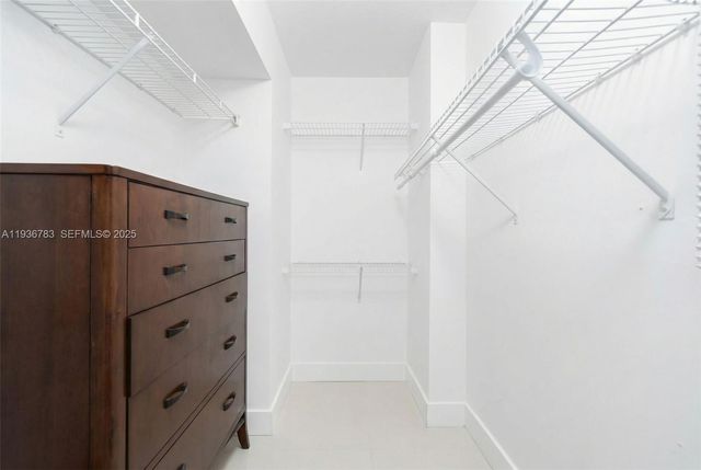 3725 SW 153rd Ct, Miami, FL 33185