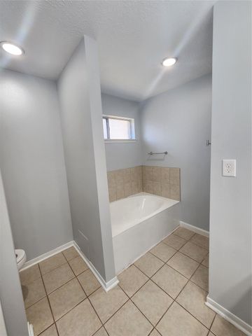 5507 Clarkston Lane, Spring, TX 77379